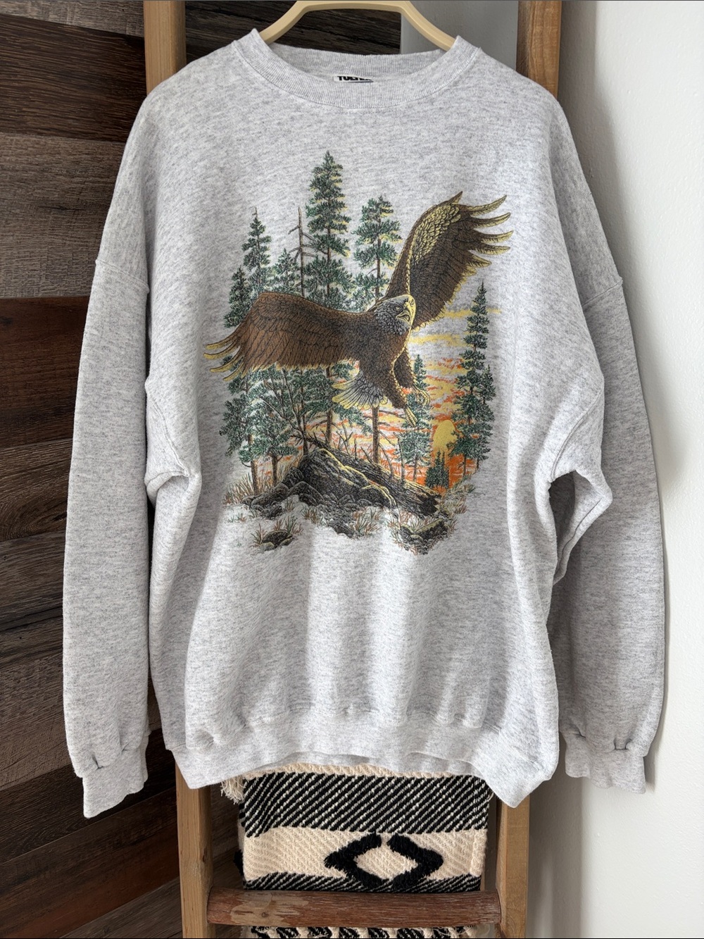 Vintage Bald Eagle Nature Crewneck 🦅